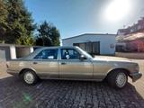 Mercedes-Benz W126 300SE - Mercedes-Benz 300 in Frankfurt (Main)