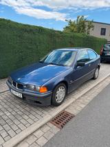 BMW e36 compact 316i - BMW 316: E36 Compact