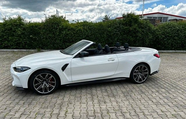 BMW M4 CABRIO xDRIVE COMPETITION