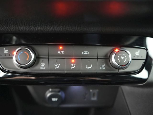 Corsa F FACELIFT GS+LED LICHT+RÜCKFAHRKAMERA+SIT