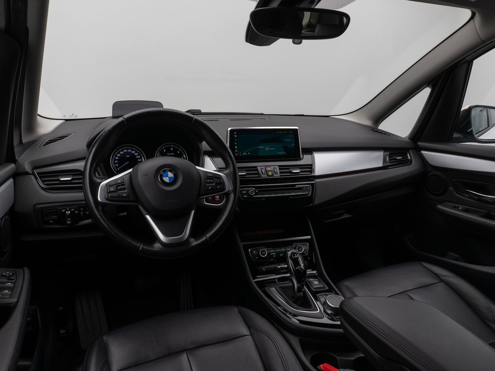 Fahrzeugabbildung BMW 220d Gran Tourer Advantage Kamera HUD Komfort