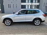 BMW X3 xDrive 20 i Steptronic - BMW X3: Silber