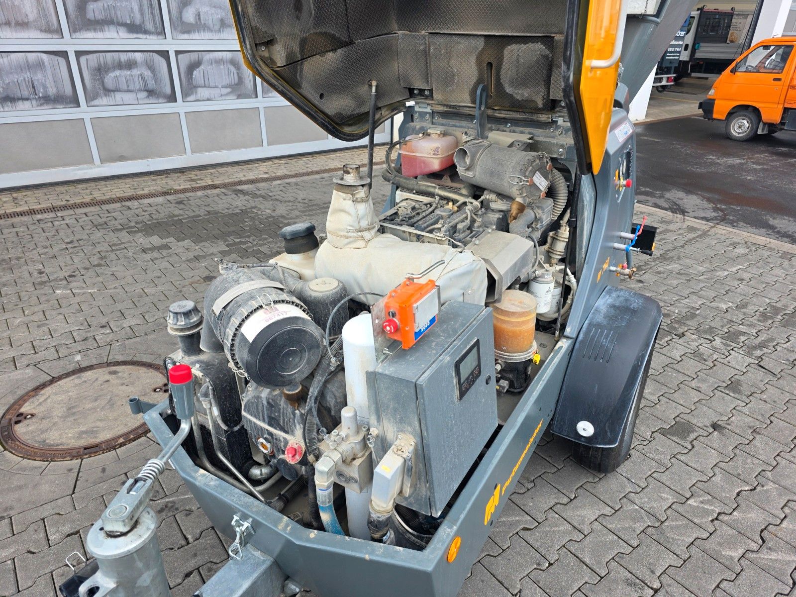 Fahrzeugabbildung Andere Putzmeister Mixokret M760 DHBS BetonEstrichpumpe