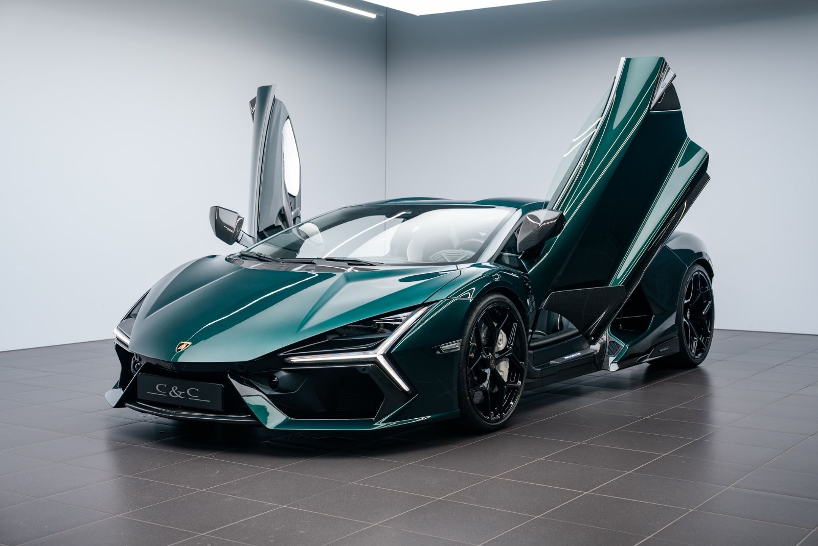Fahrzeugabbildung Lamborghini Revuelto FULL CARBON/LIFT/PASSENGER/MY 26