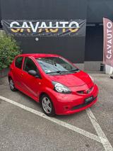Toyota Aygo 1.4 turbodiesel 5 porte Sol - Toyota Aygo mit Diesel-Antrieb
