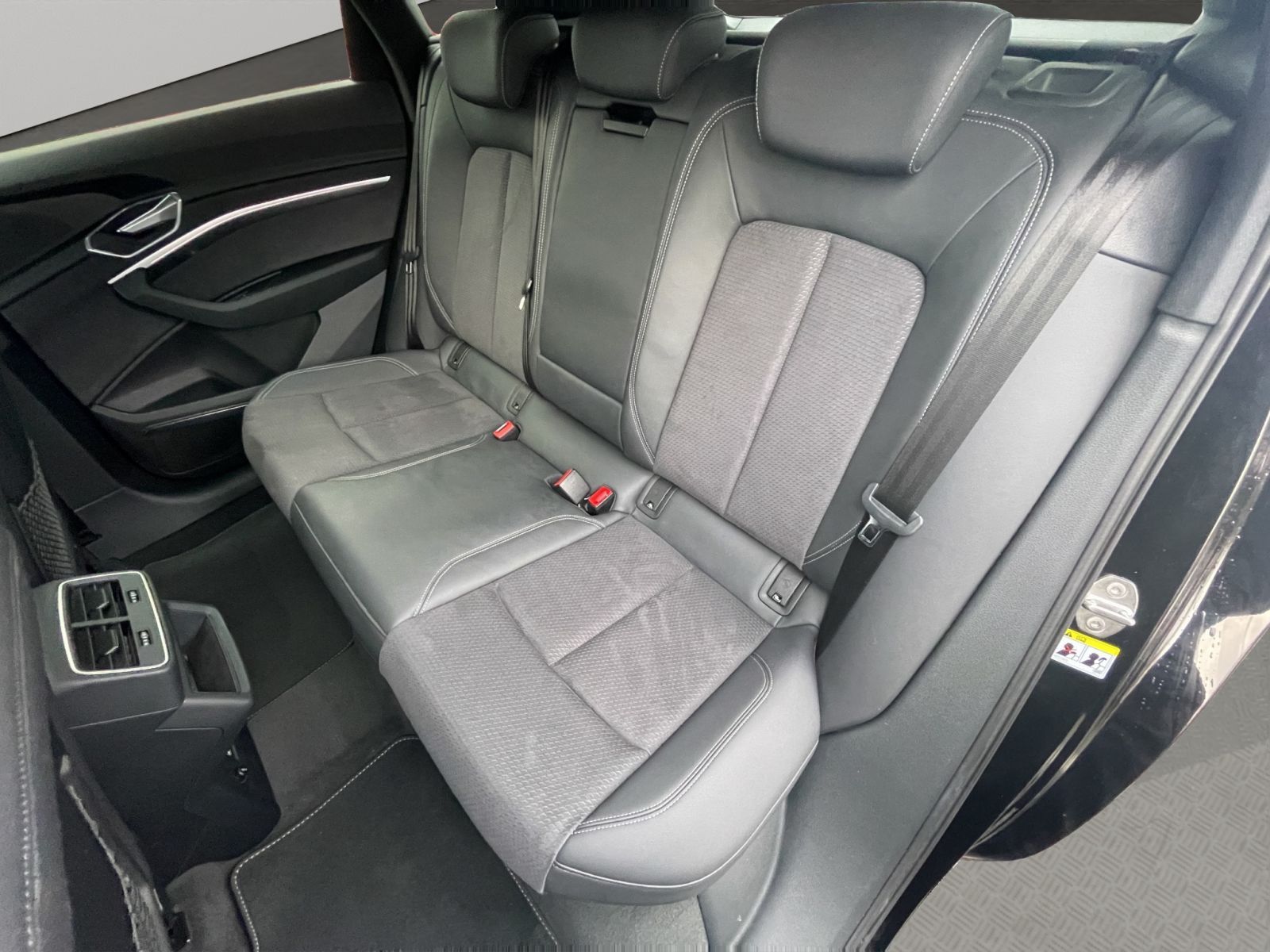 Audi e-tron - Bild 18