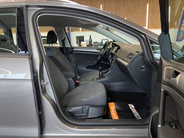 MYAUTOCENTER – Gebraucht- und Jahreswagen mit Werkstattservice in Pfaffenhofen Volkswagen Golf VII Variant Comfortline BMT *Klima*TÜV*PDC*