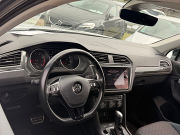 Volkswagen Tiguan - 8