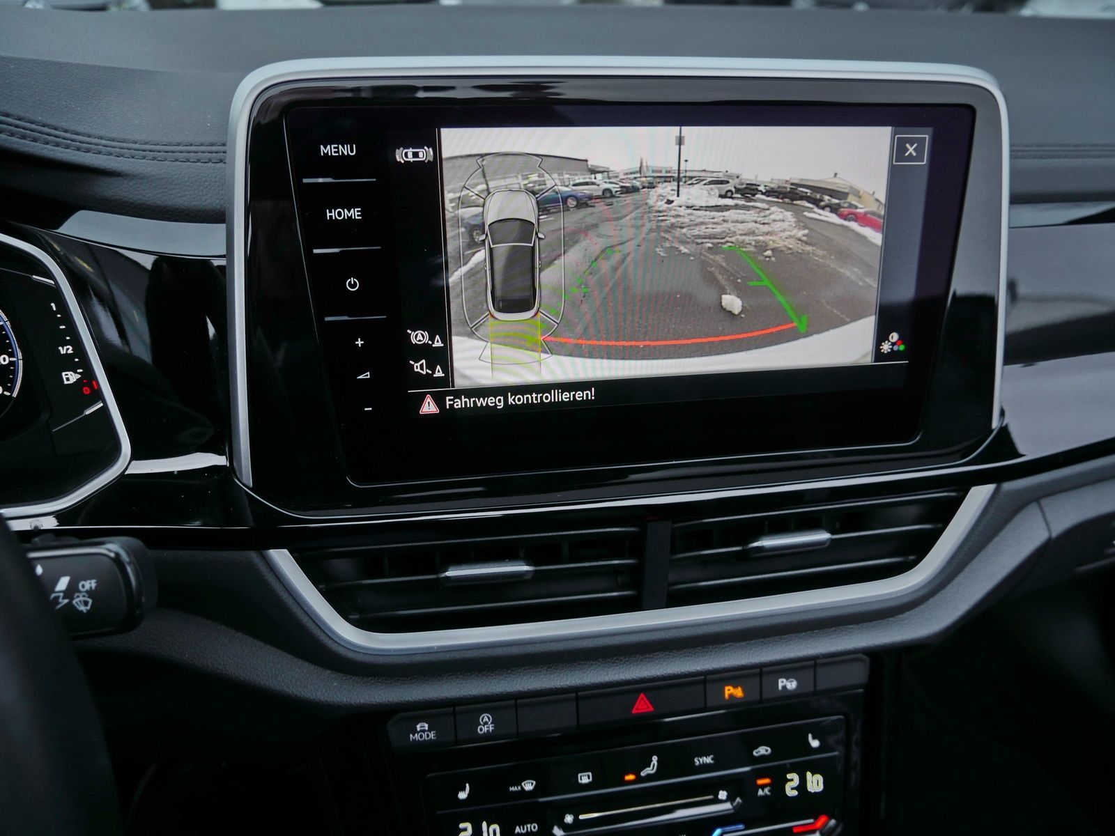 Volkswagen T-Roc - Bild 15