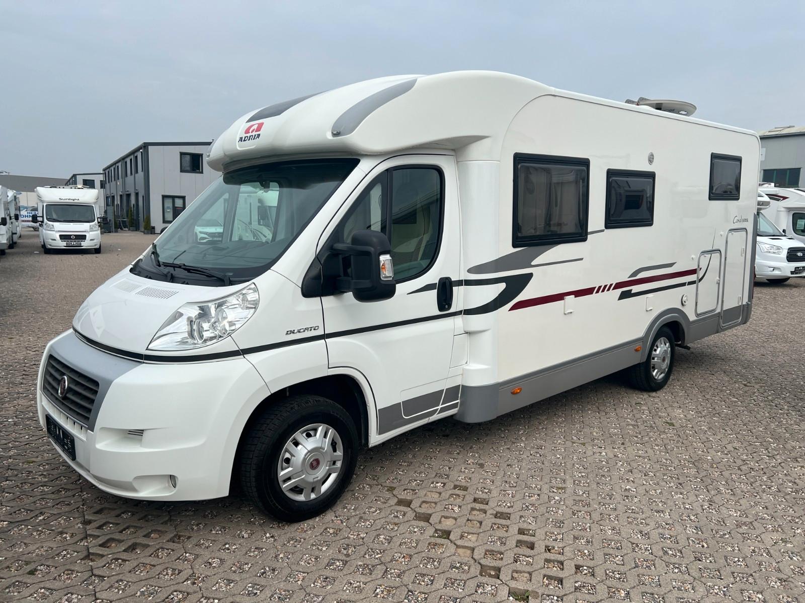 Adria CORAL S 670 SL *EINZELBETT*A.SAT*AHK*LUFTFEDER.*