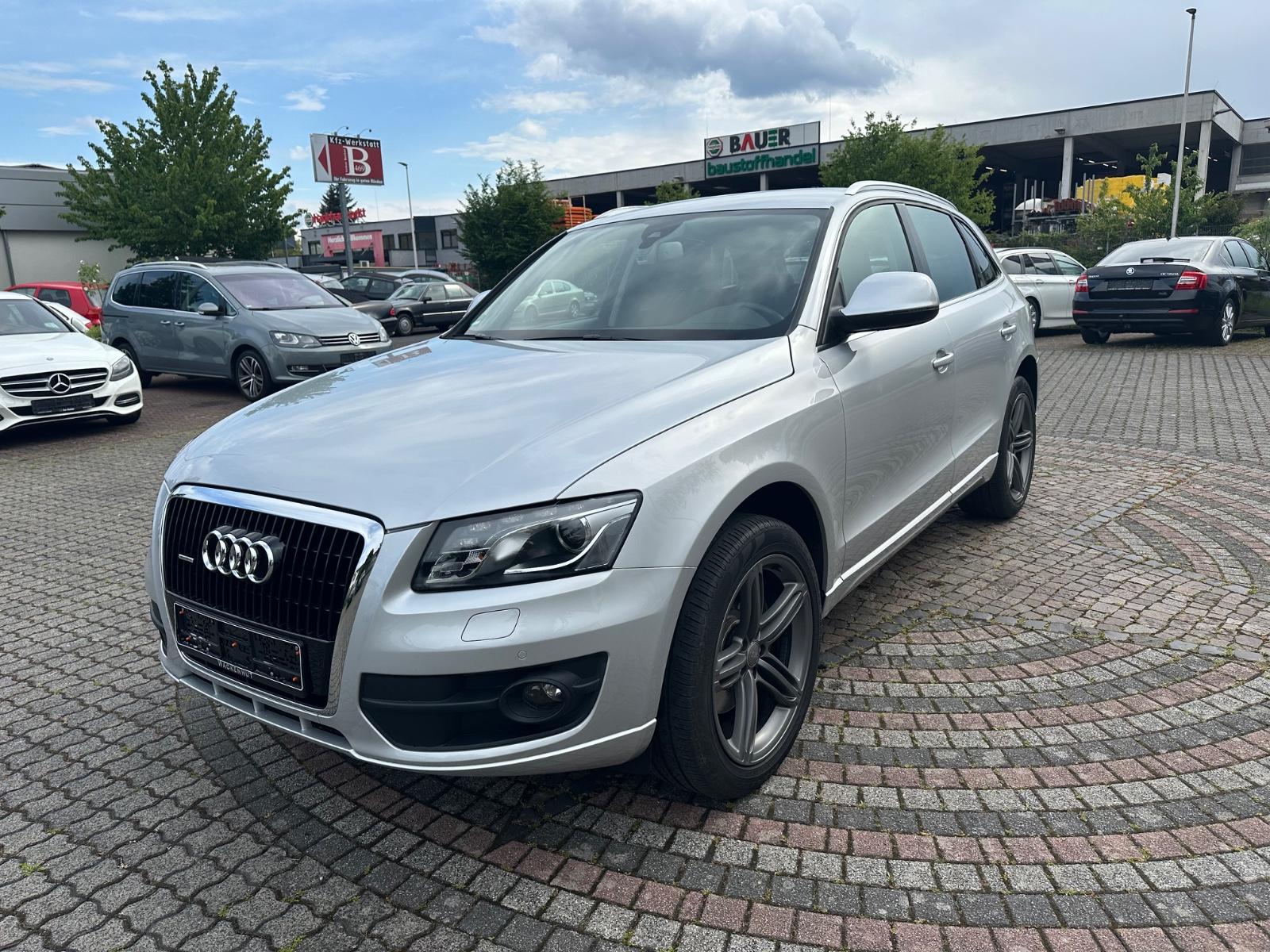 Audi Q5 3.2 FSI quattro 1.Hand,20 Zoll,ACC,Kamera,SHZ
