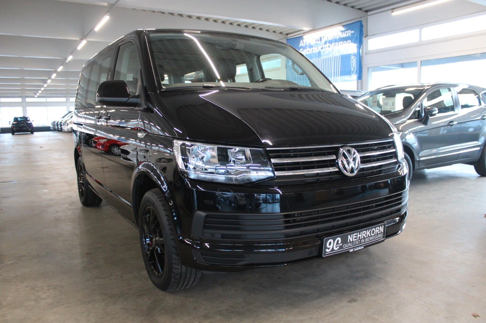 Fahrzeugabbildung Volkswagen T6 Multivan 2.0 TDi DSG Comfortline 7-Sitze AHK