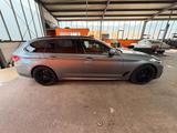 BMW 540d xDrive Touring M Sport Kamera AHK LED Navi - blaue BMW 540