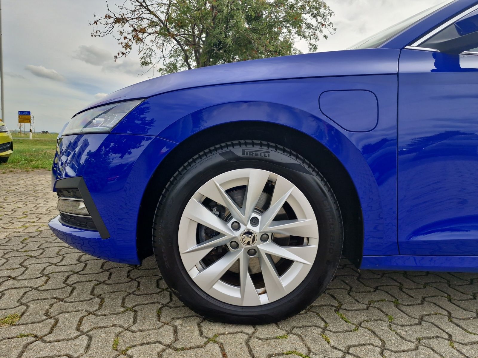 Fahrzeugabbildung SKODA Octavia Combi Style iV 1.4 TSI DSG AHZ ACC LED P