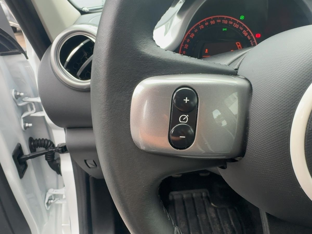 Fahrzeugabbildung Renault Twingo ZEN SCe 65 Klima