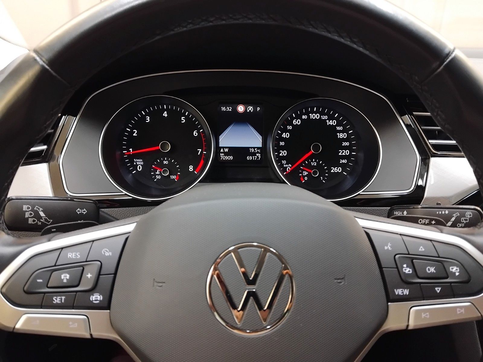 Vw Passat Variant (03/2021, Benzin)