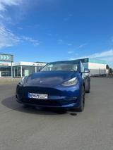 Tesla Model Y Long Range Dual Motor AWD - Tesla Model Y in Düsseldorf