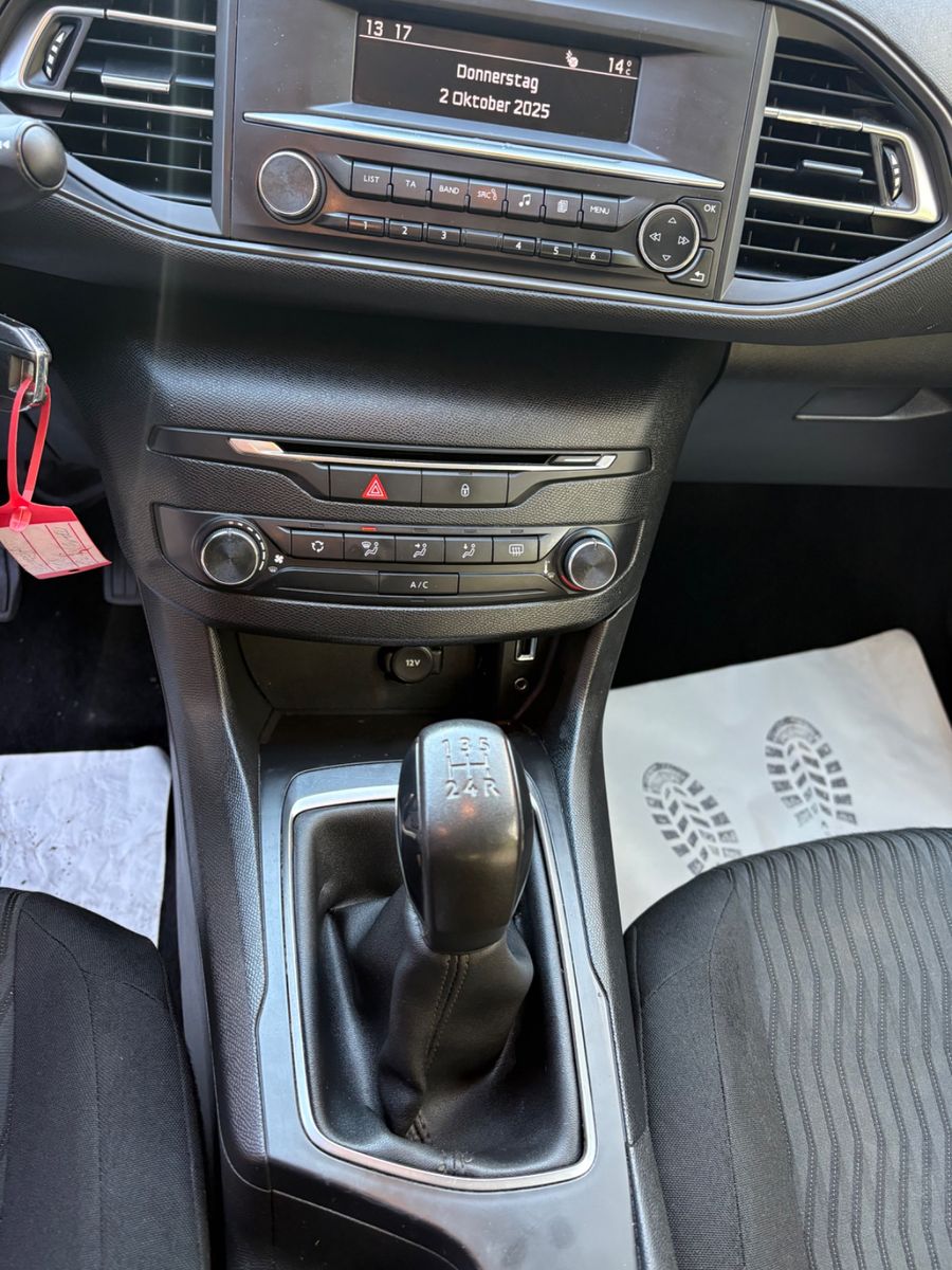 Fahrzeugabbildung Peugeot 308 Access