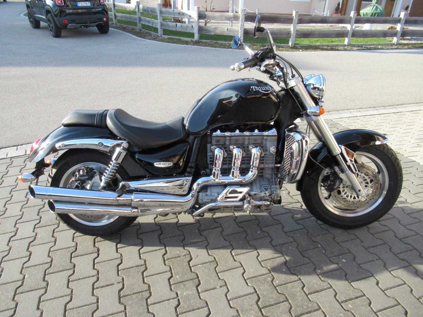 Triumph Rocket III, 3