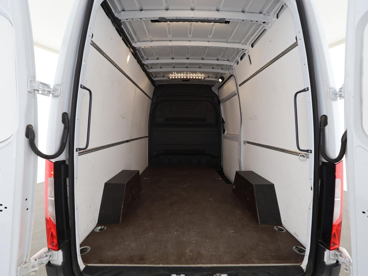 Mercedes-Benz Sprinter 317 CDI Kasten Hoch Standard Pro Navi