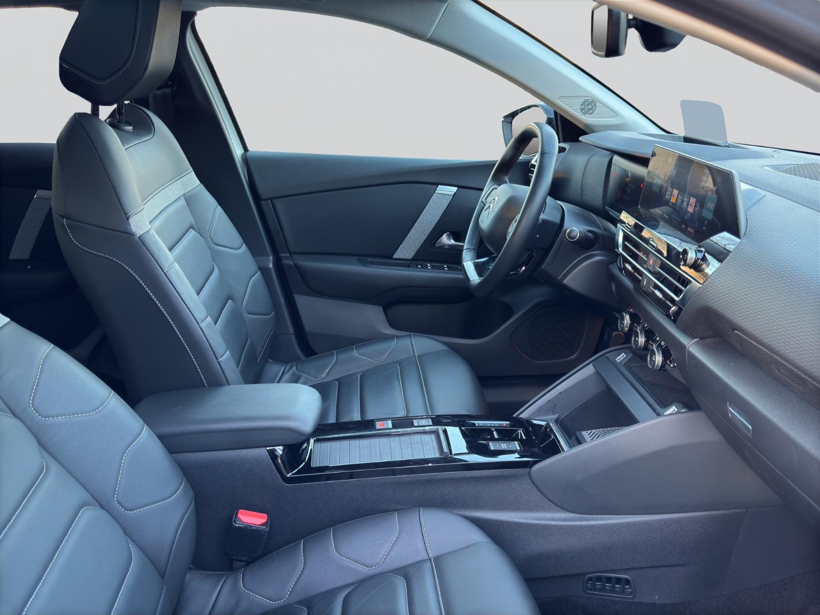 Citroën ë-C4 Elektromotor 136 SHINE viele Extras,neuw.