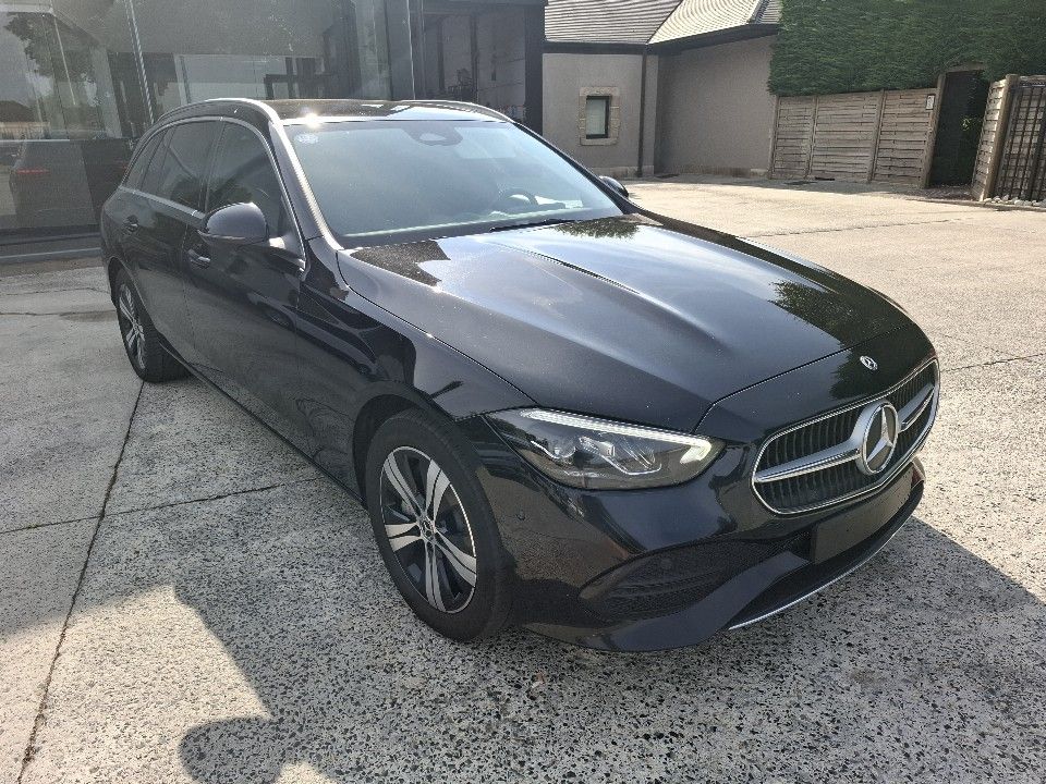Mercedes-Benz C 300 imagem 3