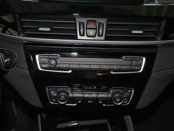 BMW X2 - 12