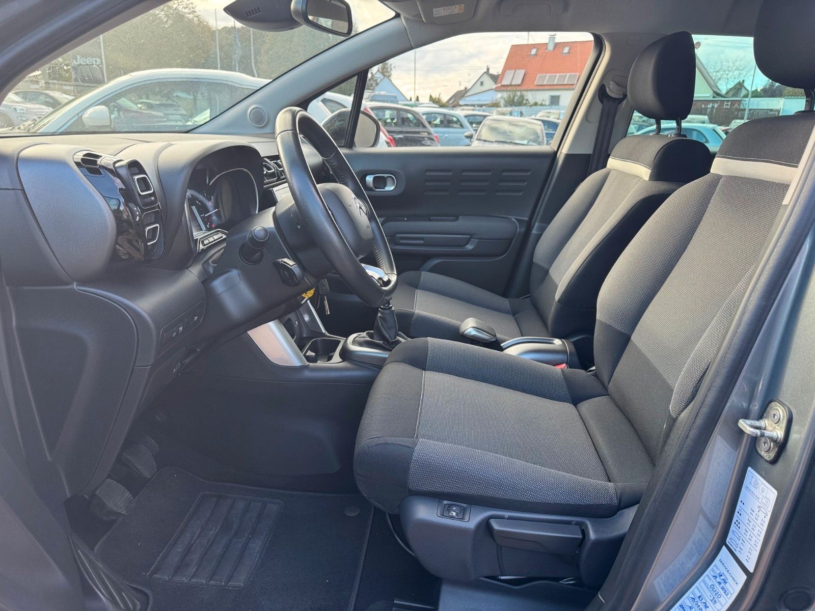 Fahrzeugabbildung Citroën C3 Aircross Shine Navigation Sitzheizung Tempoma