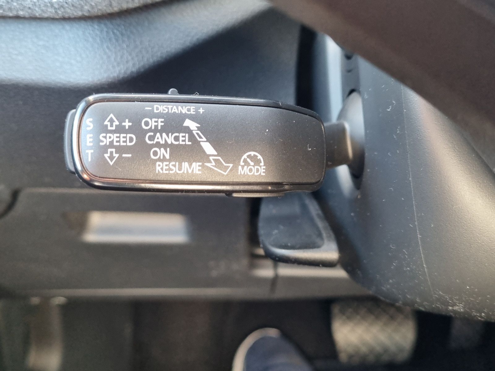 Fahrzeugabbildung SKODA Kamiq Tour DSG AHK Fahrassi SimplyClever