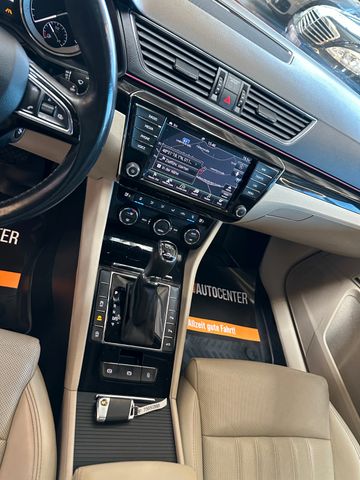 Skoda Superb Lim. L&K 4x4 *Leder*TÜV*Sitzh.*Sitzbelüft