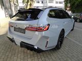 BMW M5 Touring Ultimate/Pano/AHK/Carbon/M-Driver - BMW M5 in Duisburg