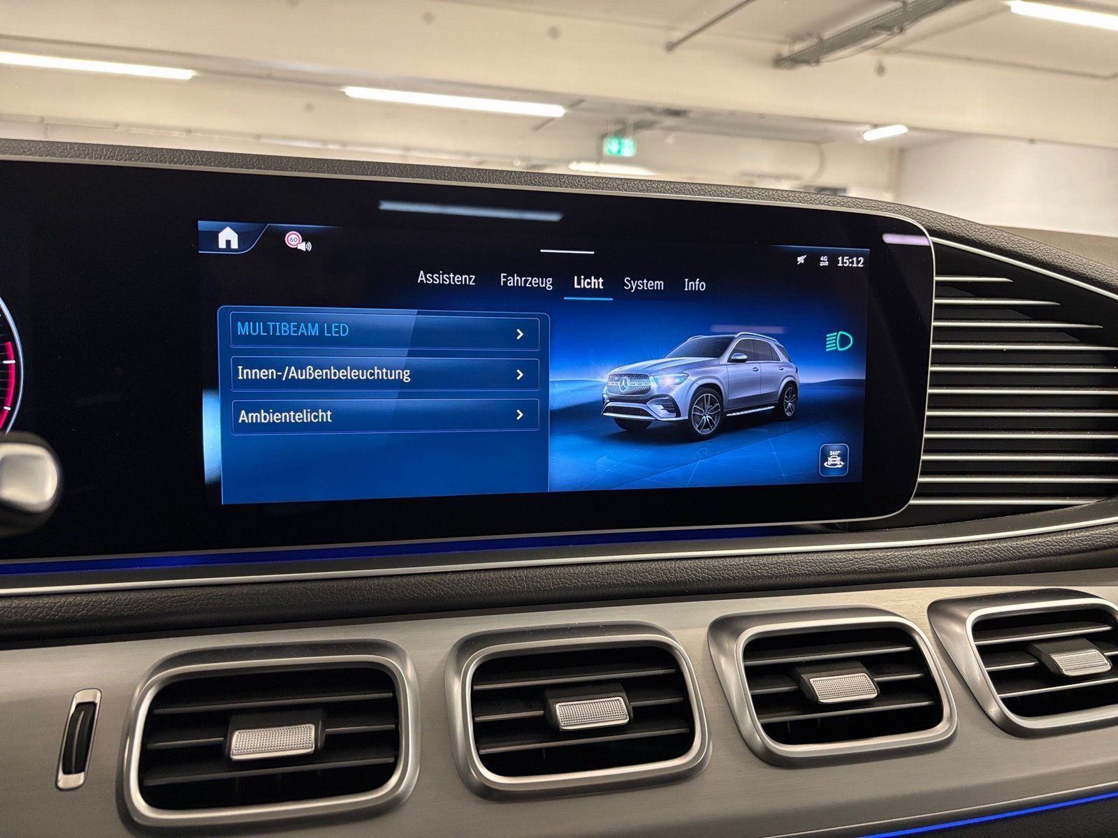 Fahrzeugabbildung Mercedes-Benz GLE 300 d 4M AMG*AHK*Pano*Airmatic*Burmester*360