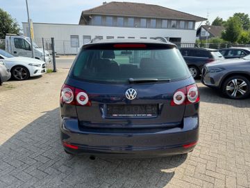 Volkswagen Golf - 8