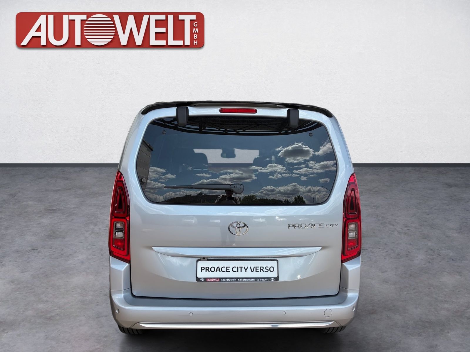 Fahrzeugabbildung Toyota Proace City Verso 1.2 L1 Teamplayer KlimaA,LED