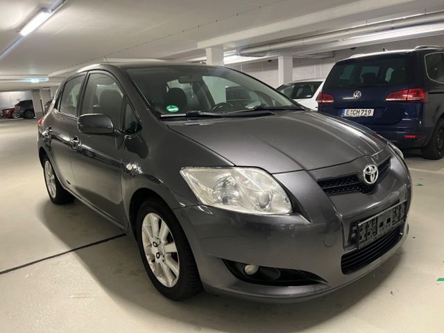 Toyota Auris SolAutomatik Tüv Neu