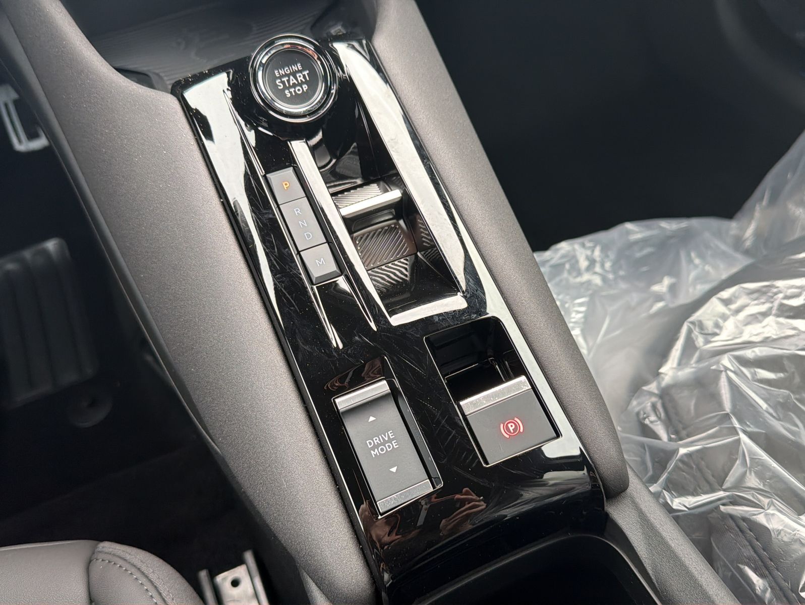 Fahrzeugabbildung Alfa Romeo Junior Ibrida 1.2 VGT 48V-Hybrid 100 kW Speciale