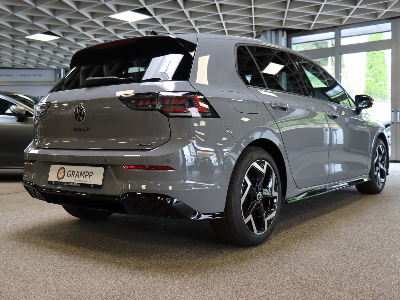 Volkswagen Golf VIII 2.0 TSI R-Line 4M Fahrassi H&K LED foto 4
