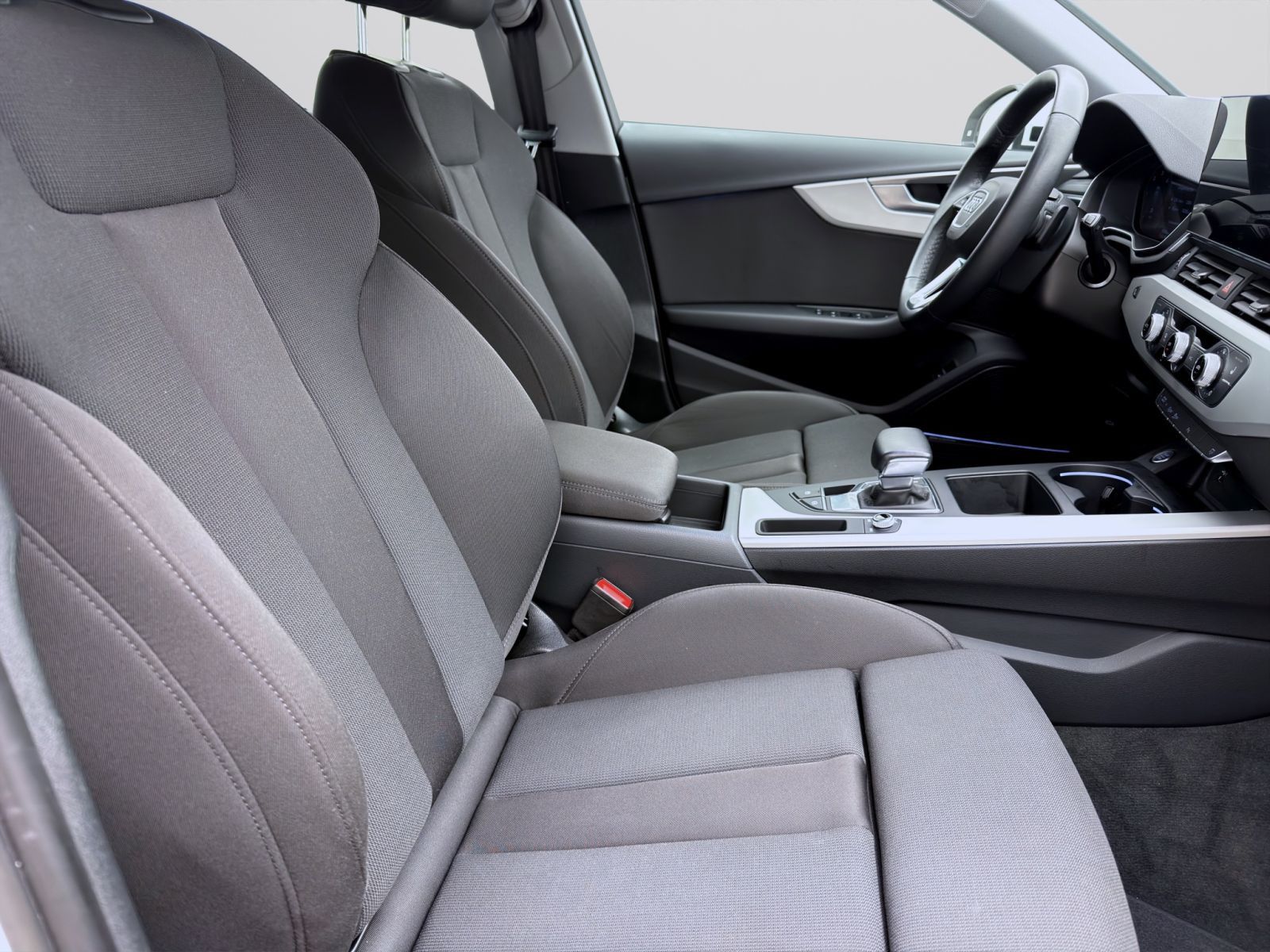 Audi A4 - Bild 17