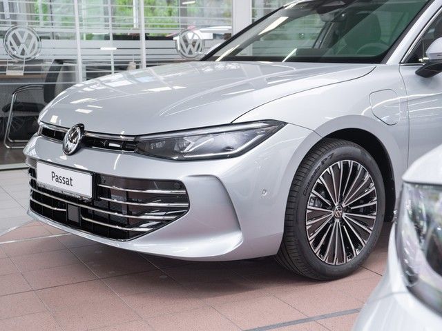 Passat Variant Elegance eHybrid AHK Business Pre