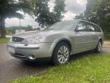 Ford Mondeo Ghia - Ford Mondeo aus 2001: Ghia