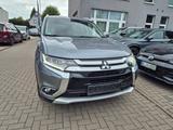Mitsubishi Outlander Diamant+AT 4WD 2.2 Di Aut.Navi.LED.AHK - Mitsubishi Outlander mit Diesel-Antrieb: Allradantrieb, Geländewagen, Automatik, 2.2