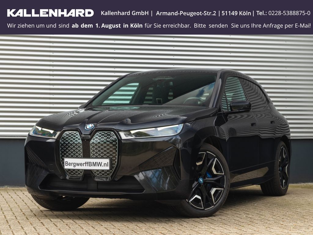 BMW iX