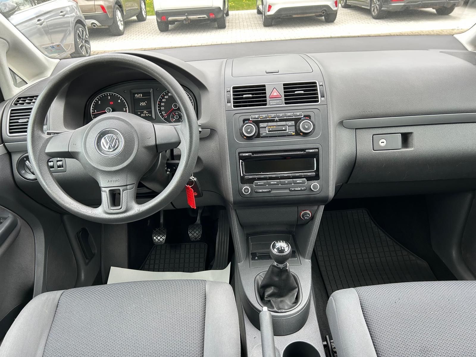 Fahrzeugabbildung Volkswagen Touran 1.6 TDI°7 Sitzer°Shz°Klimaauto.°2.Hand°