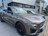 Maserati Levante GranSport Q4 Nerissimo Vollausstattung - Maserati Levante aus 2019