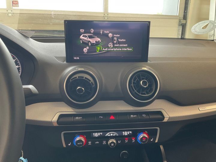 Fahrzeugabbildung Audi Q2 35 S-tronic advanced *Cam*LED*PDC*Sitzhzg*ACC