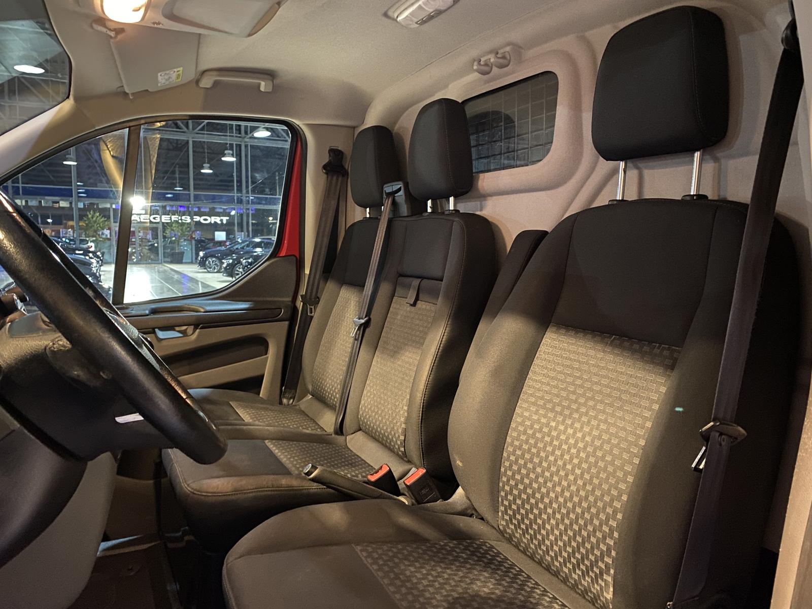 Ford Transit Custom L2 H2 Würth-Regale Navi R.Cam PDC