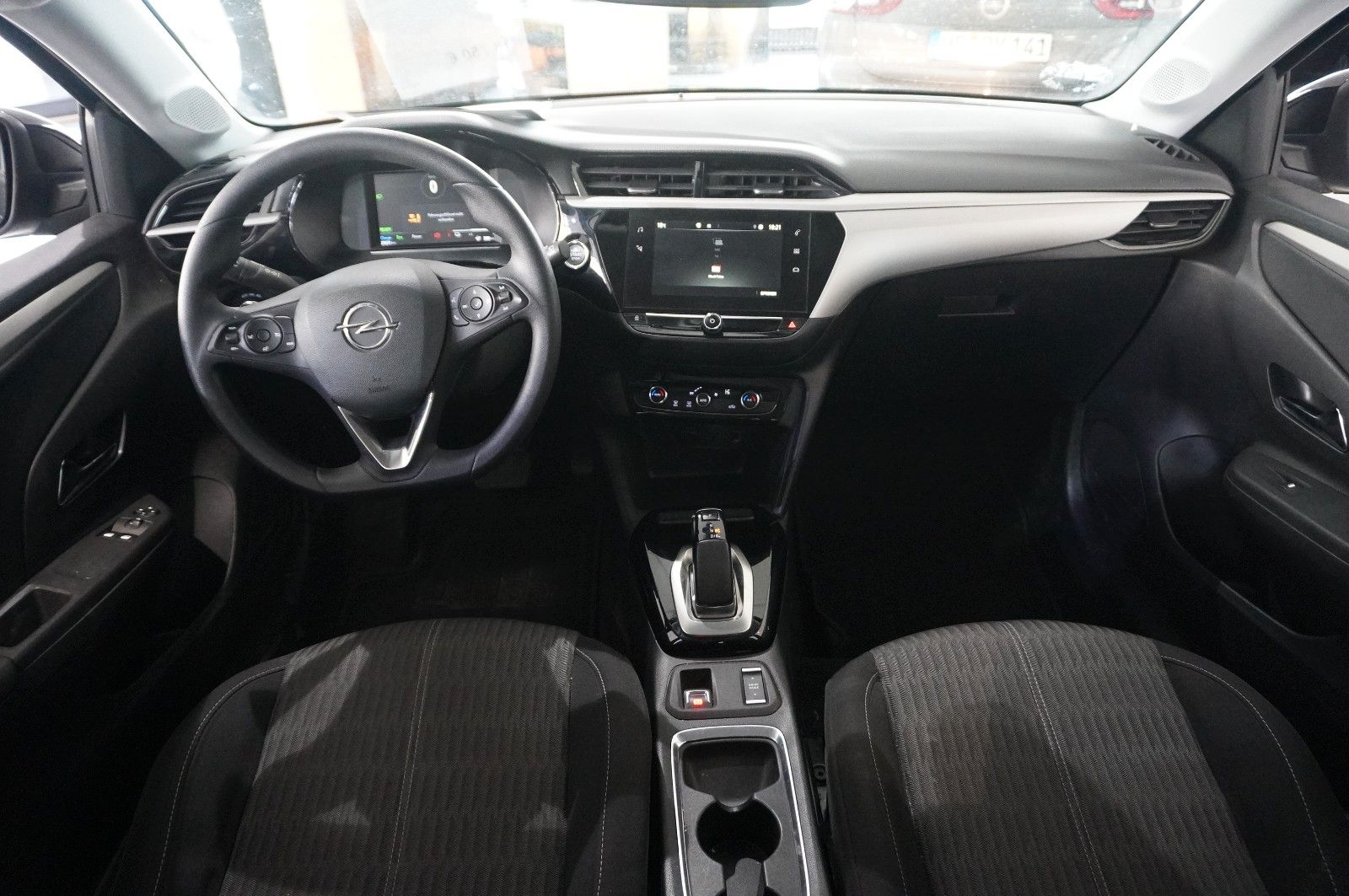 Fahrzeugabbildung Opel Corsa-e F EDITION 1-PHASIG NAVI/VIRT./SPORT/DAB+