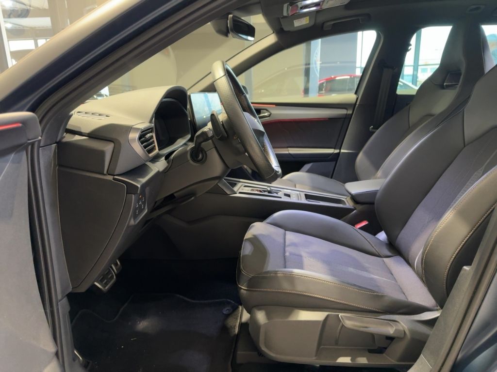 Fahrzeugabbildung CUPRA Leon Sportstourer VZ Panorama Dach Rückfahrkamer
