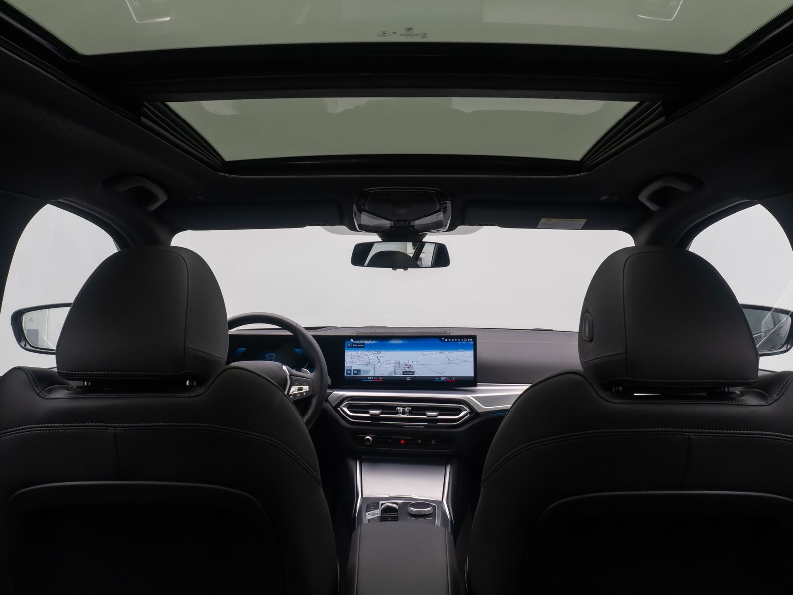 Fahrzeugabbildung BMW 330i Panoram Kamera HUD DAB H/K Komfort Alarm