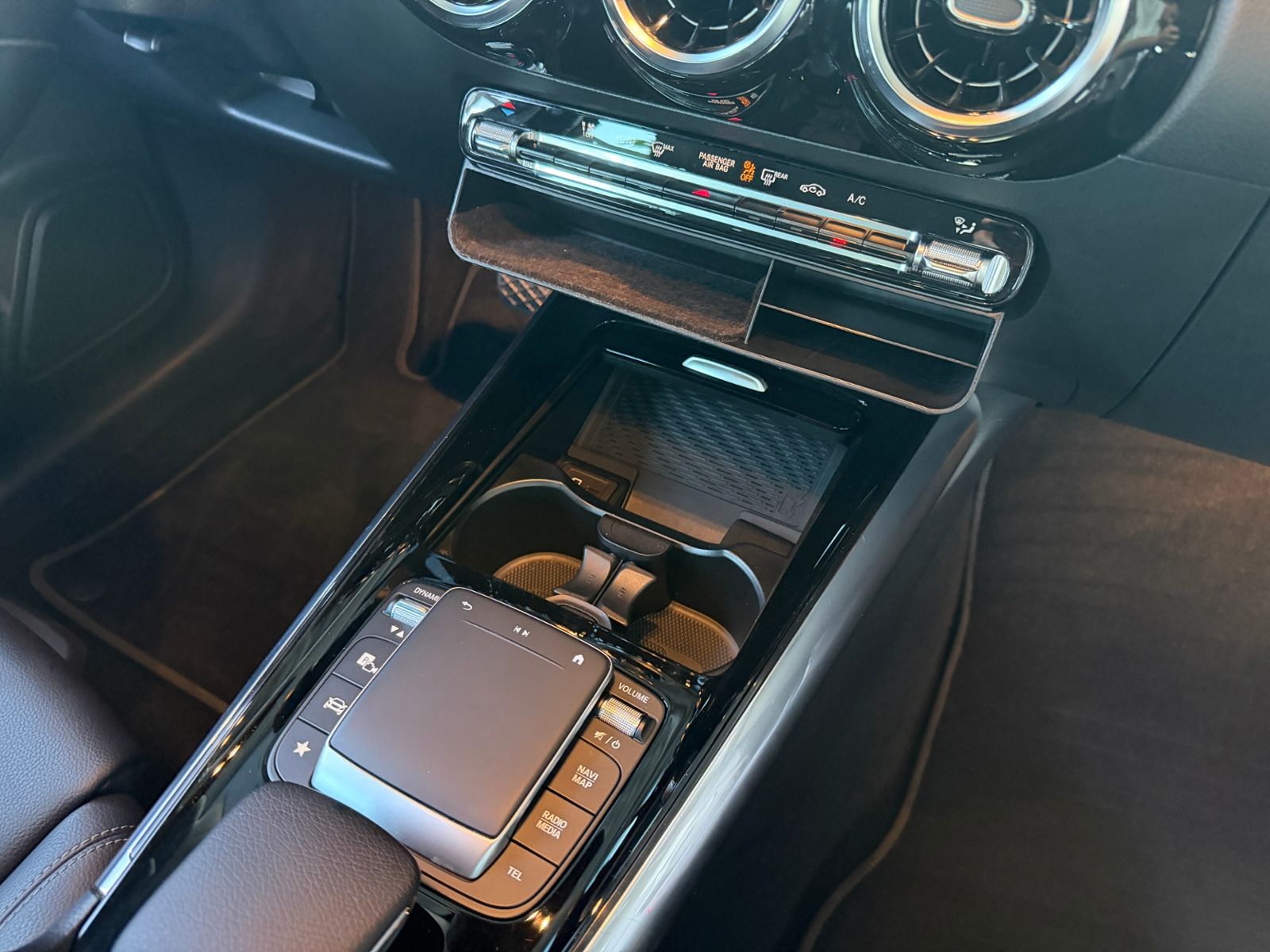 Fahrzeugabbildung Mercedes-Benz B 200 Progressive KLIMA LED NAV RFK SHZ ALU